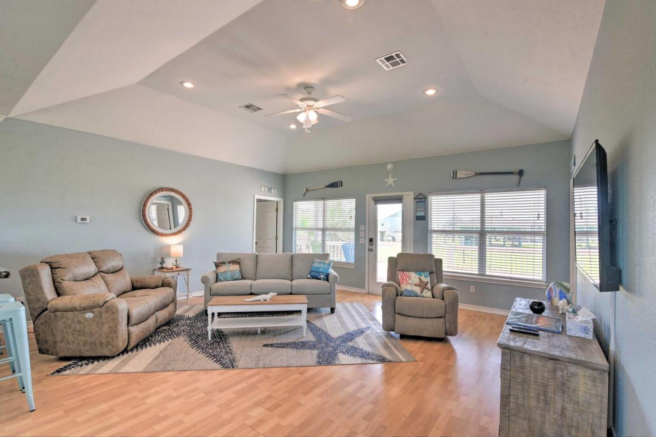 Bright Crystal Beach House, Walk To Coast! Villa Bolivar Peninsula Dış mekan fotoğraf