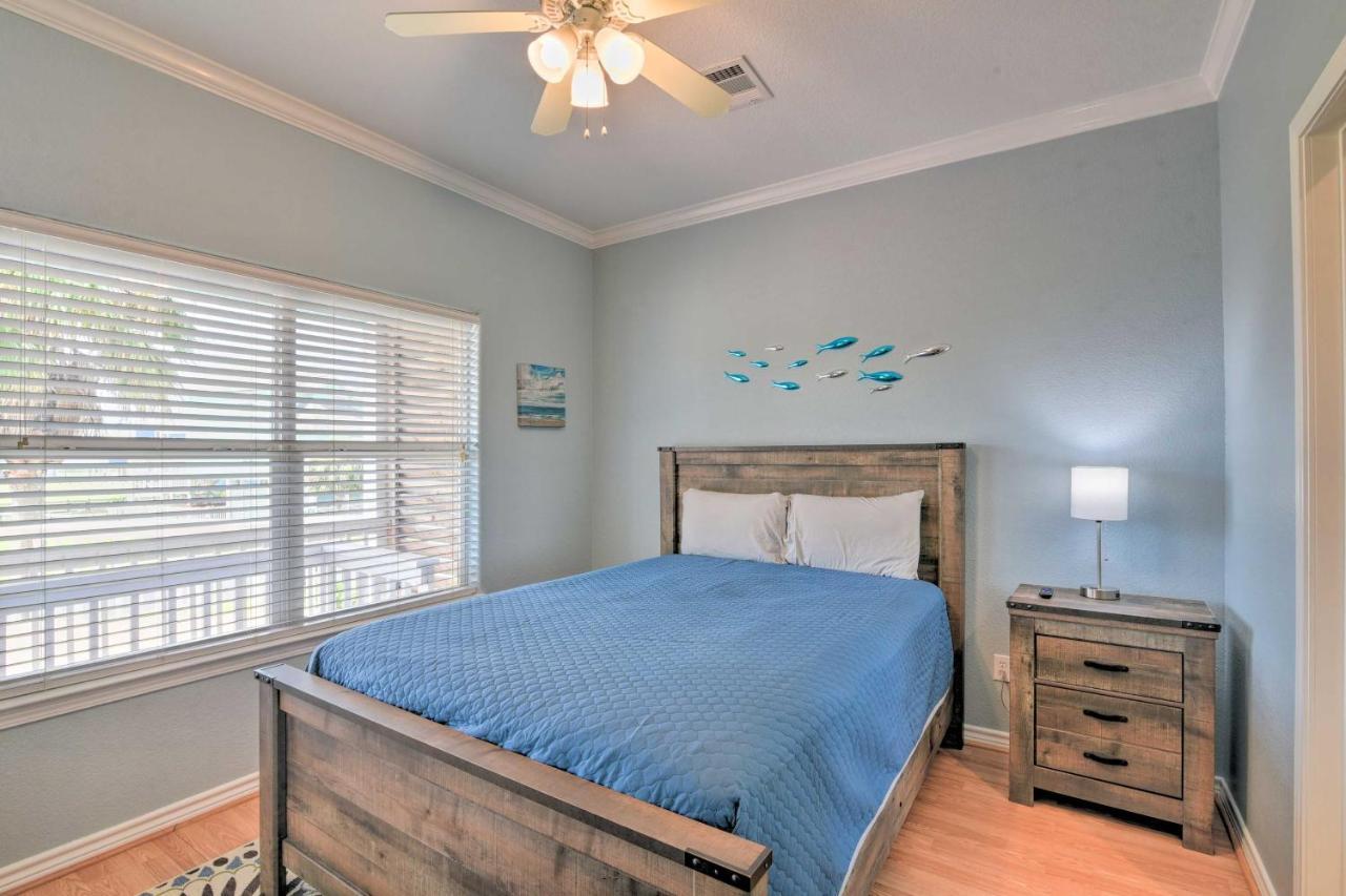Bright Crystal Beach House, Walk To Coast! Villa Bolivar Peninsula Dış mekan fotoğraf