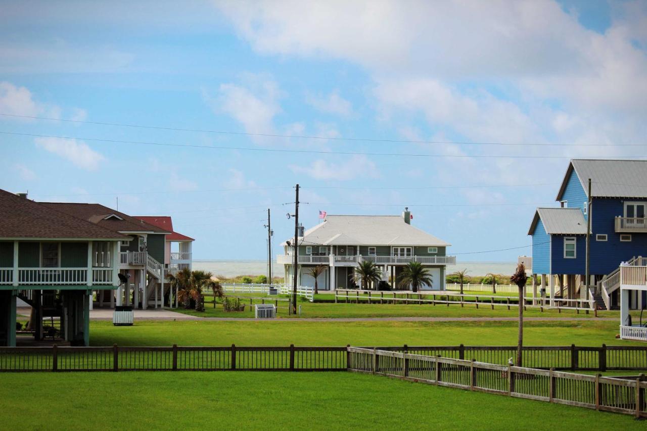 Bright Crystal Beach House, Walk To Coast! Villa Bolivar Peninsula Dış mekan fotoğraf